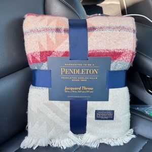 Pendleton multi colored and cream  Jacquard Throw. Super soft!